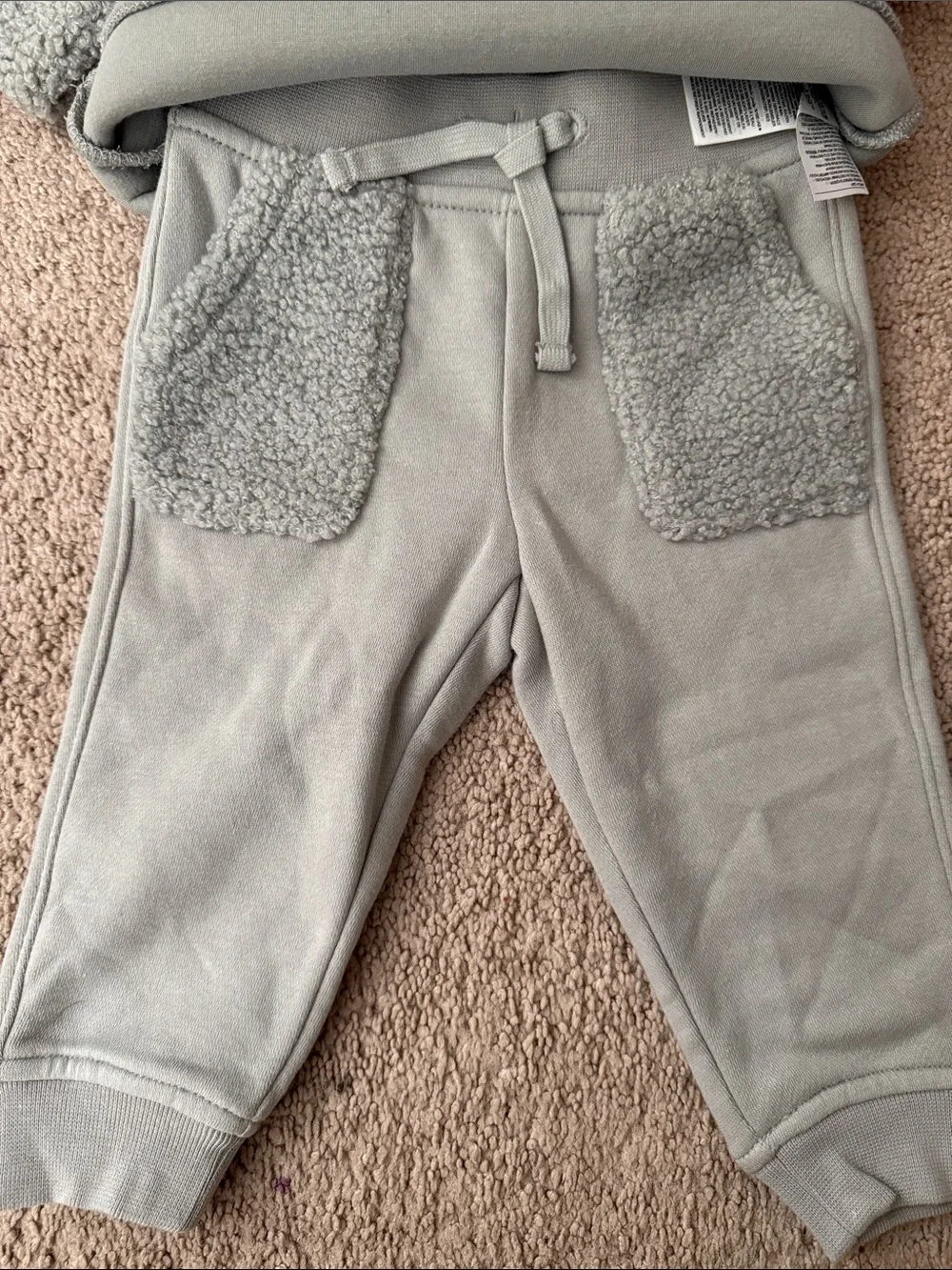 NWT Cozy Gray Sherpa Sweatshirt & Jogger Set - Kids
